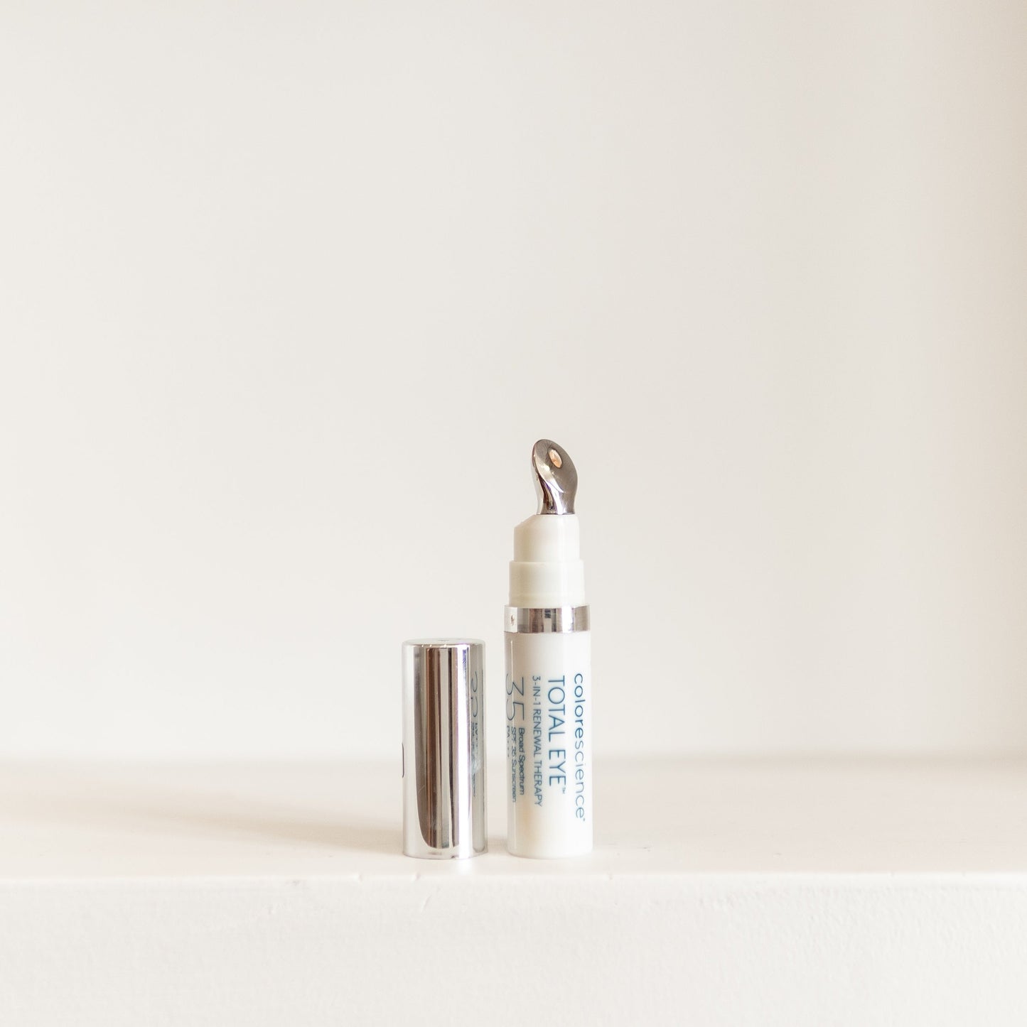 Total Eye® 3-In-1 Renewal Therapy SPF 35 - Deep