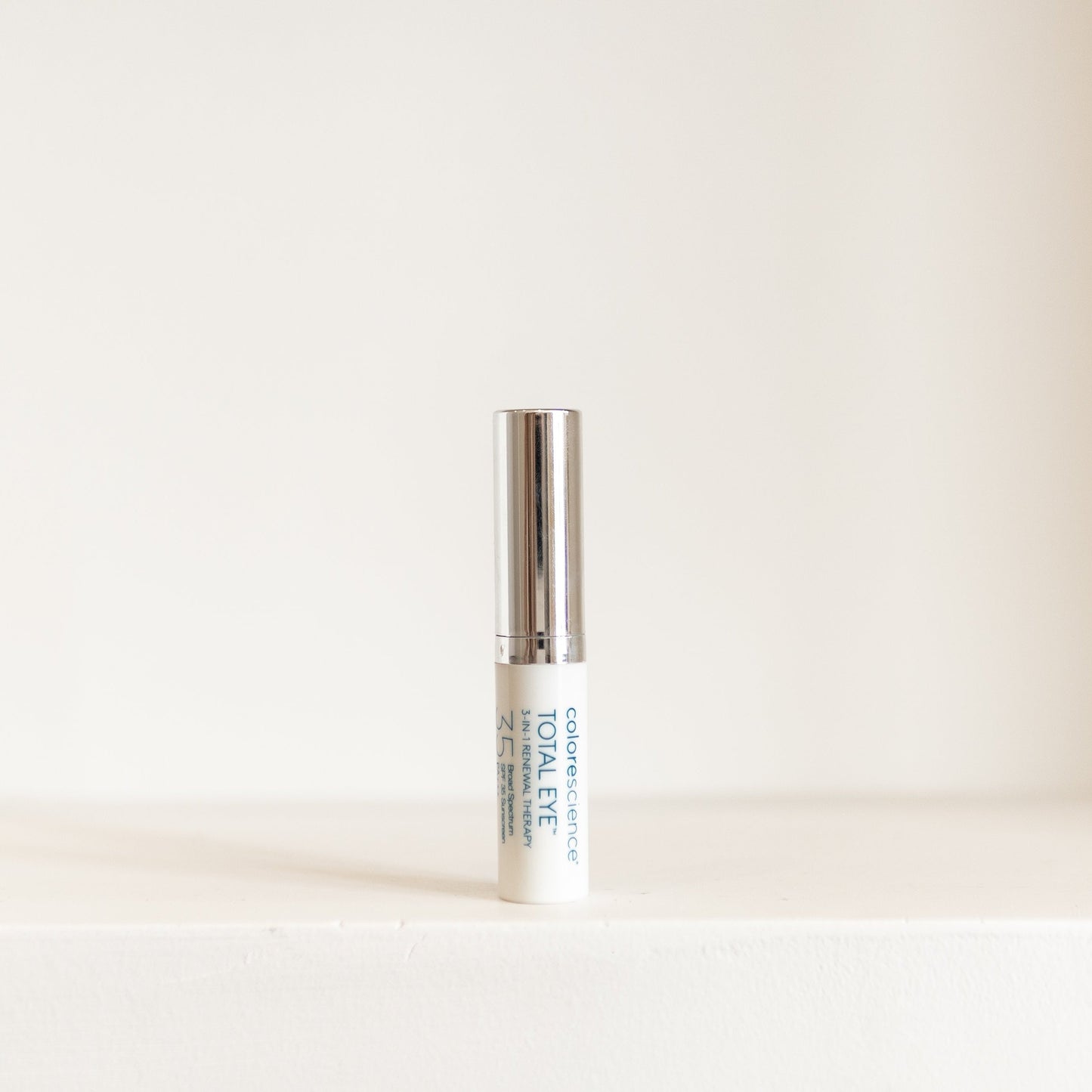 Total Eye® 3-In-1 Renewal Therapy SPF 35 - Deep